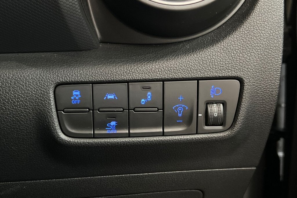 Used Hyundai KONA 2020 for sale - 77588234: Photo 37