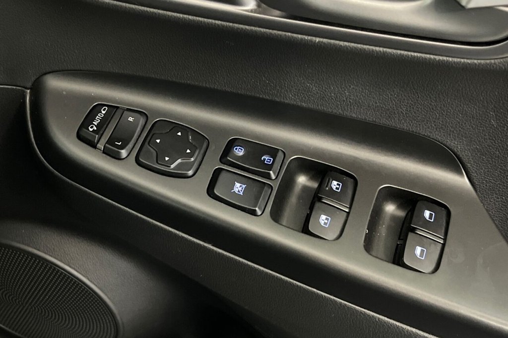 Used Hyundai KONA 2020 for sale - 77588234: Photo 38