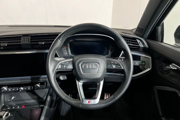 Used Audi Q3 2019 for sale - 76323246: Photo 24