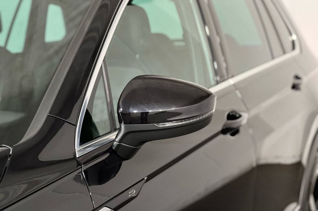 Used Volkswagen Tiguan 2021 for sale - 76558759: Photo 16