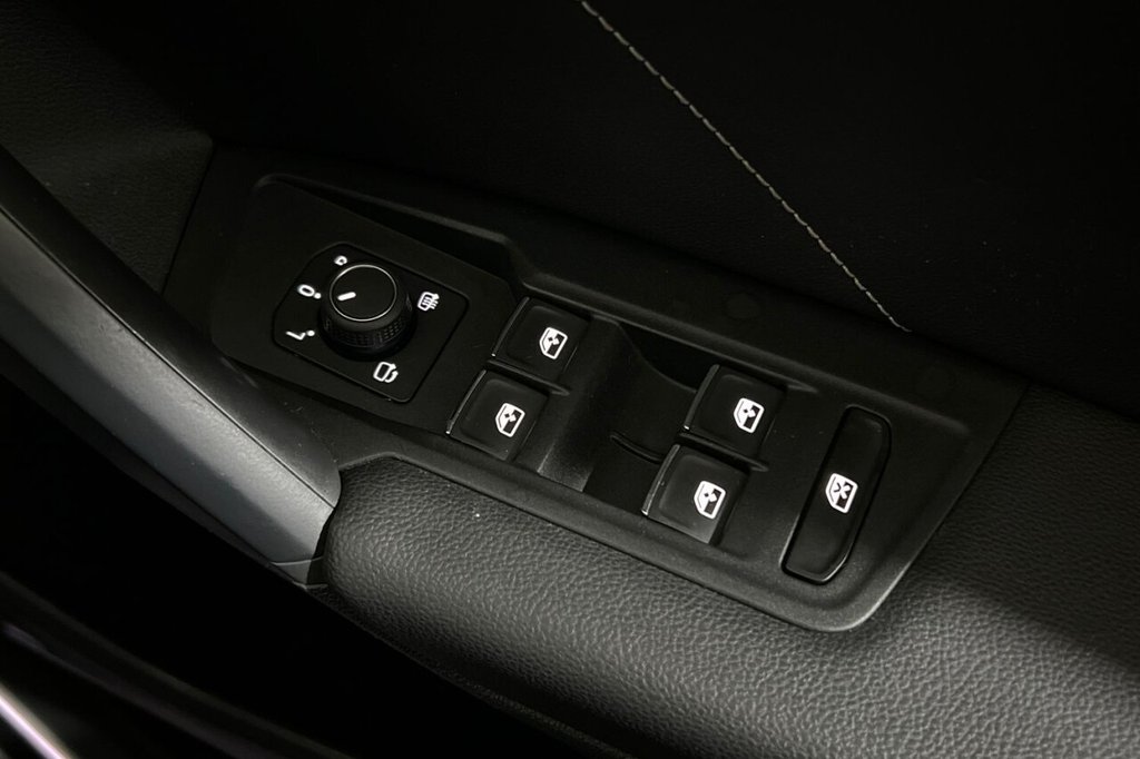 Used Volkswagen Tiguan 2021 for sale - 76558759: Photo 40