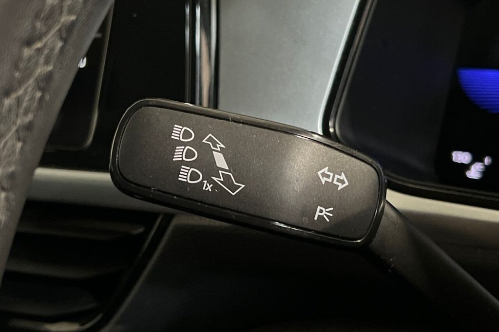 Used Volkswagen T-Roc 2023 for sale - 78199970: Photo 26