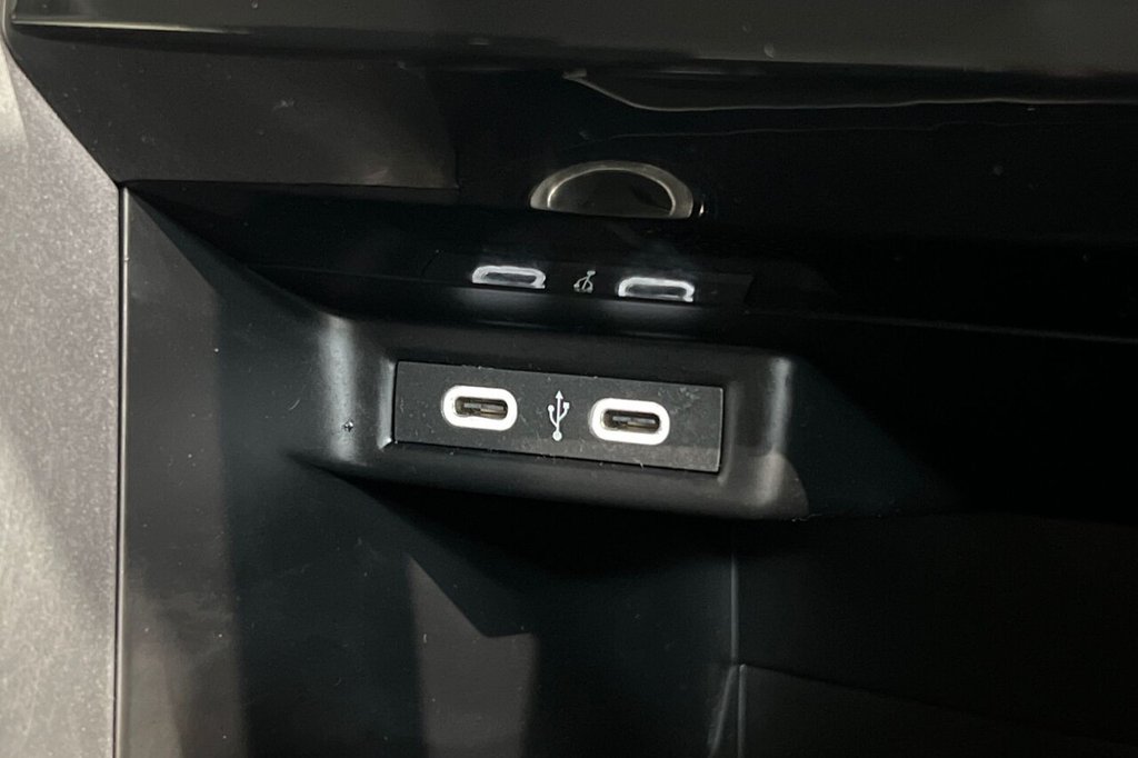 Used Volkswagen T-Roc 2023 for sale - 78199970: Photo 34