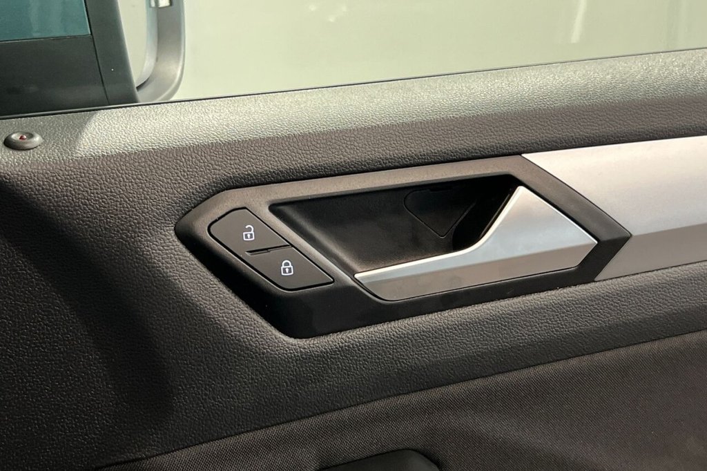 Used Volkswagen T-Roc 2023 for sale - 78199970: Photo 36