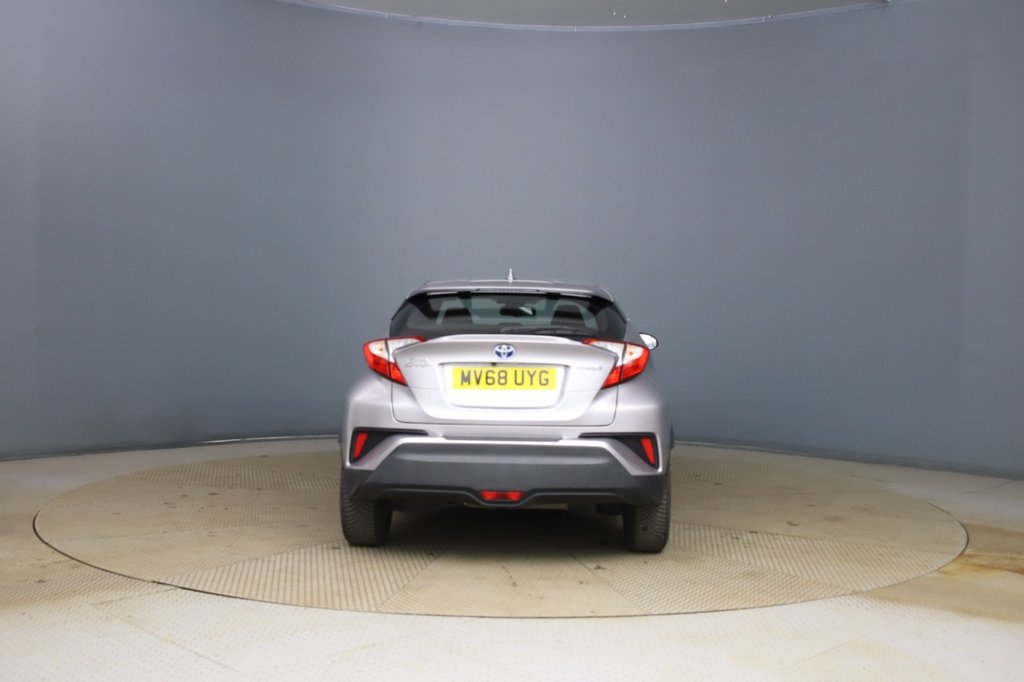 Used Toyota C-HR 2018 for sale - 78082954: Photo 2