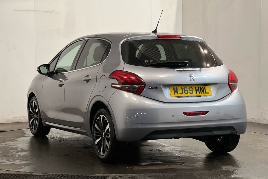 Used Peugeot 208 2019 for sale - 77287549: Photo 20