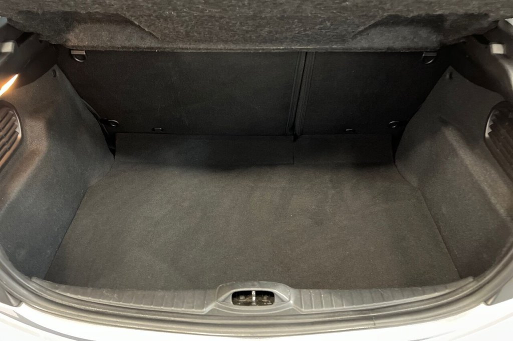 Used Peugeot 208 2019 for sale - 77287549: Photo 39