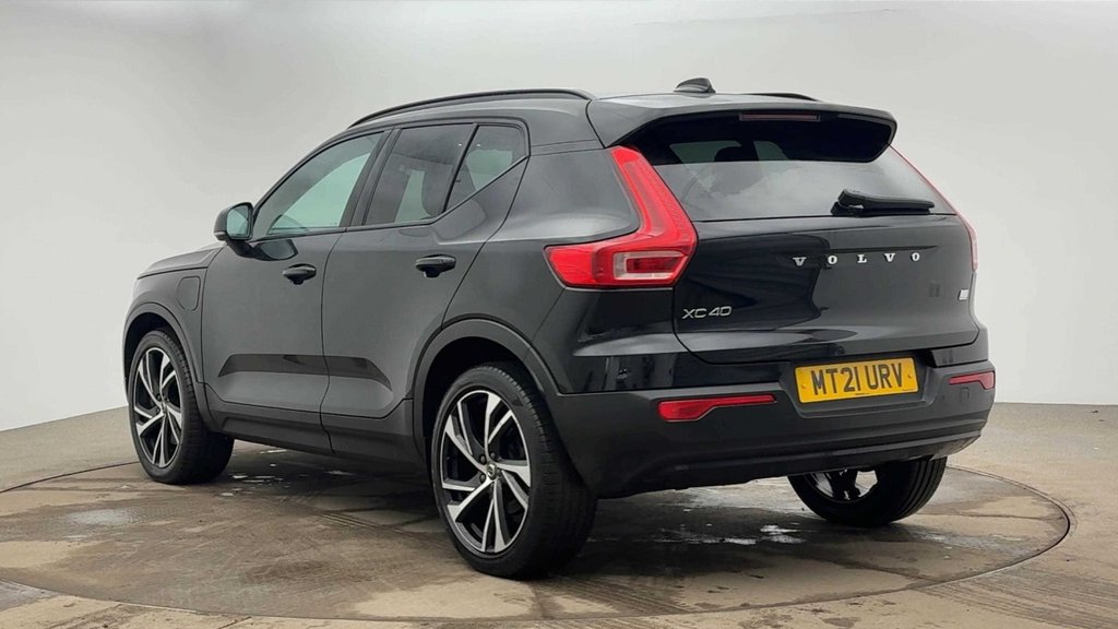 Used Volvo XC40 2021 for sale - 78003290: Photo 2