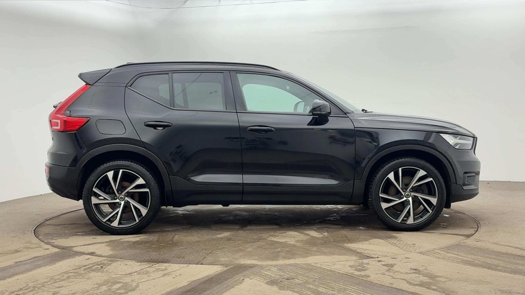 Used Volvo XC40 2021 for sale - 78003290: Photo 3