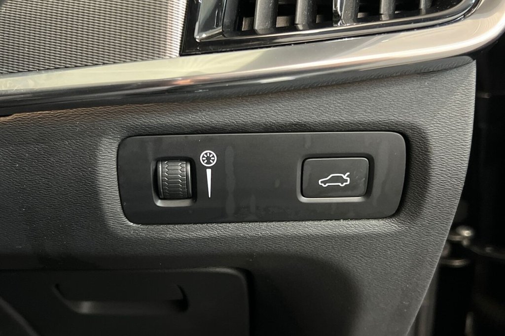 Used Volvo V90 2019 for sale - 76439189: Photo 41