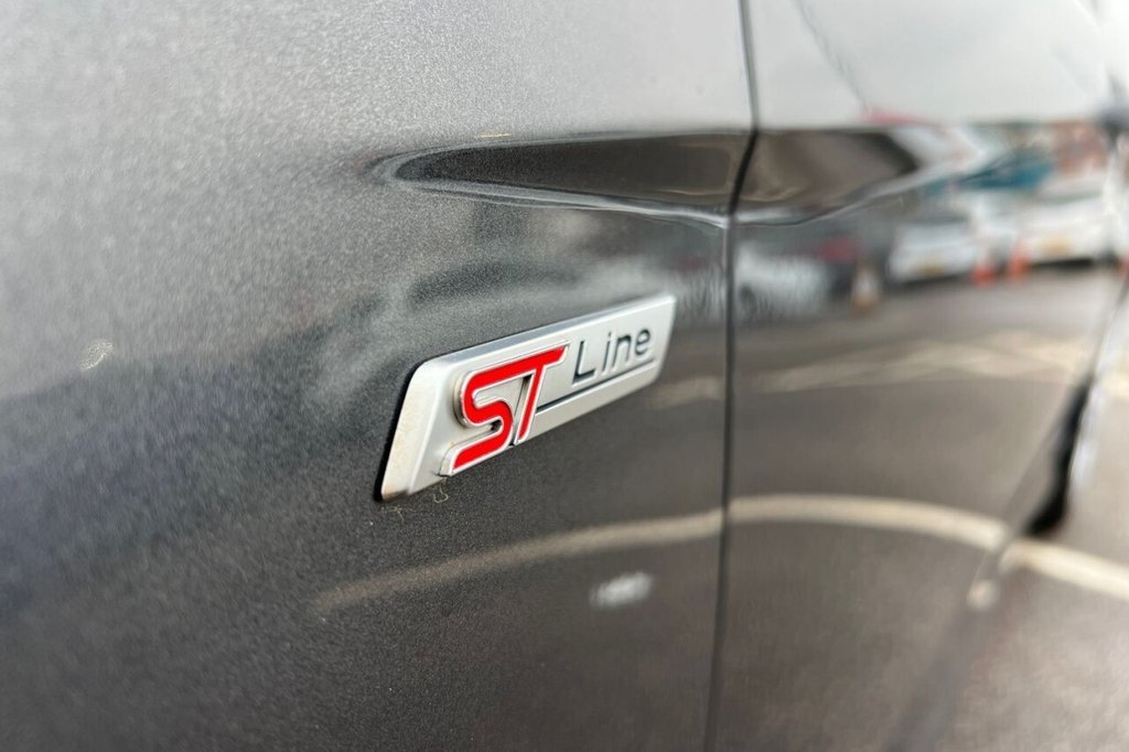 Used Ford Focus 2018 for sale - 76783558: Photo 14