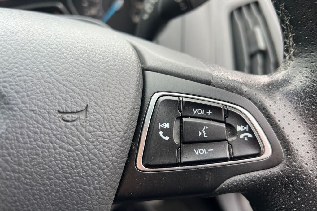 Used Ford Focus 2018 for sale - 76783558: Photo 15