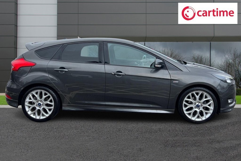 Used Ford Focus 2018 for sale - 76783558: Photo 2