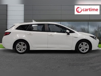 Used Toyota Corolla 2022 for sale - 76074072: Photo 2
