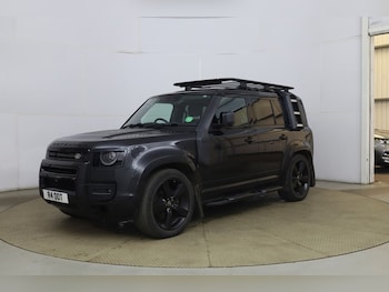 Used Land Rover Defender 2021 for sale - 79032203: Photo
