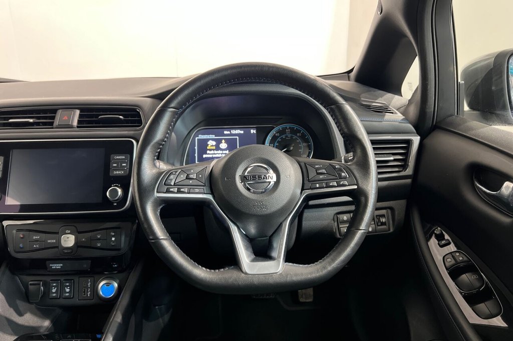 Used Nissan Leaf 2022 for sale - 77171980: Photo 24