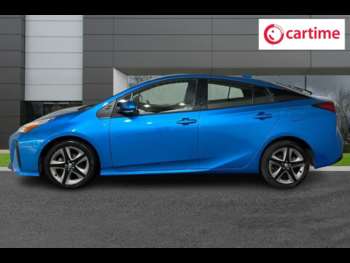 Used Toyota Prius 2021 for sale - 74621606: Photo