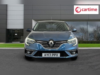 Used Renault Megane 2017 for sale - 77356200: Photo