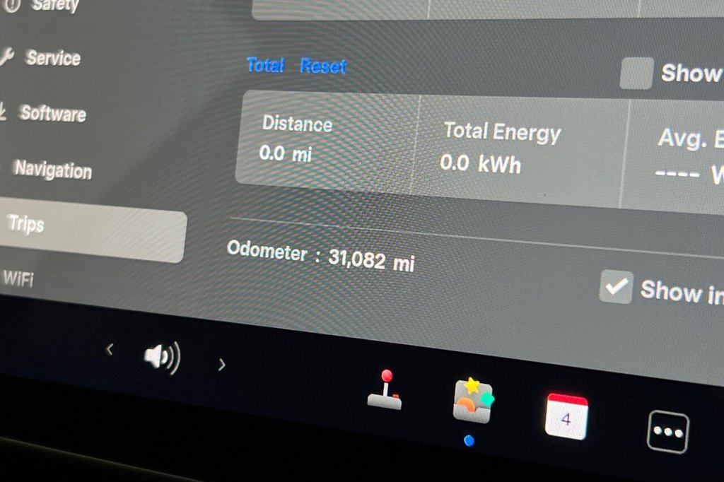 Used Tesla Model 3 2021 for sale - 77452125: Photo 15