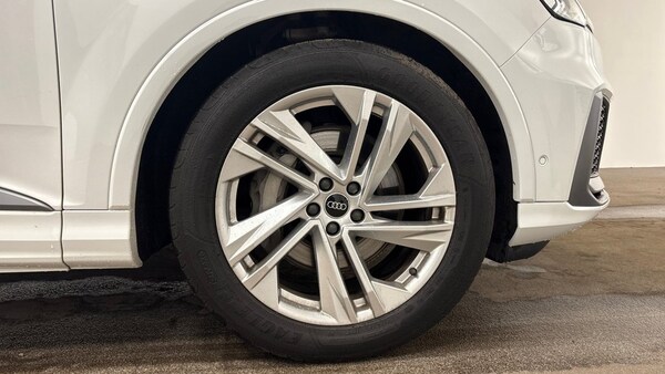 Used Audi Q7 2023 for sale - 76216827: Photo 11