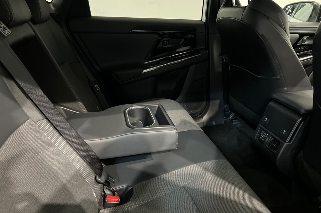 Used Toyota Other 2022 for sale - 76655200: Photo 41