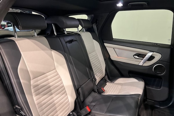 Used Land Rover Discovery Sport 2021 for sale - 76279434: Photo 24