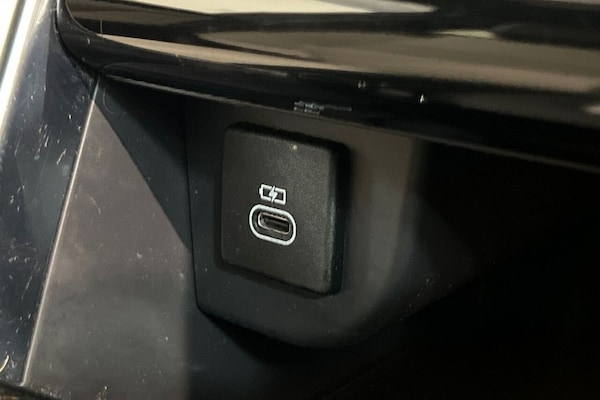 Used Land Rover Discovery Sport 2021 for sale - 76279434: Photo 40