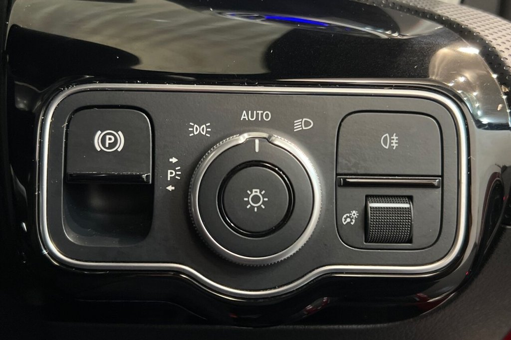 Used Mercedes-Benz CLA 2022 for sale - 76563315: Photo 40