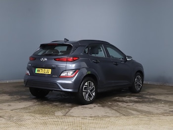Used Hyundai KONA 2021 for sale - 77632123: Photo