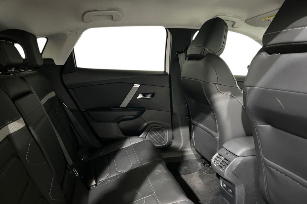 Used Citroen C4 2022 for sale - 76106108: Photo 10