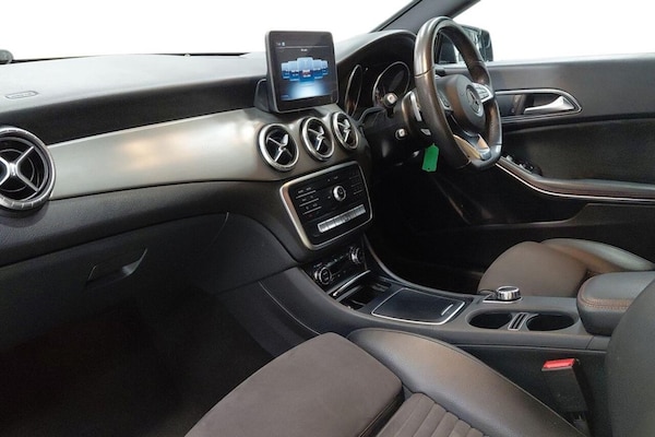 Used Mercedes-Benz CLA 2018 for sale - 76154500: Photo 11