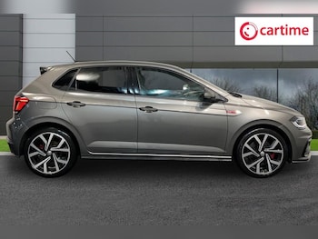 Used Volkswagen Polo 2019 for sale - 76867618: Photo