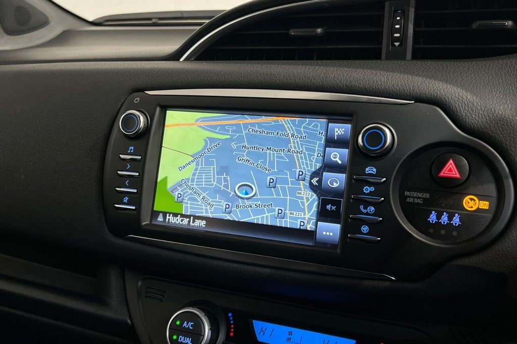 Used Toyota Yaris 2019 for sale - 77621835: Photo 31