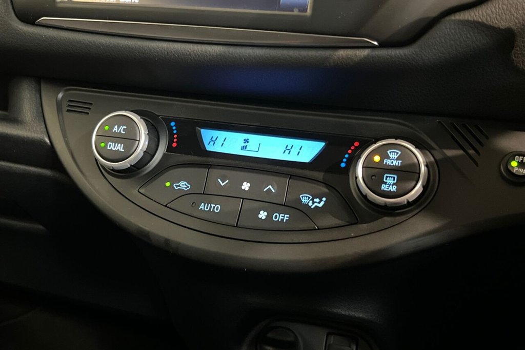 Used Toyota Yaris 2019 for sale - 77621835: Photo 35