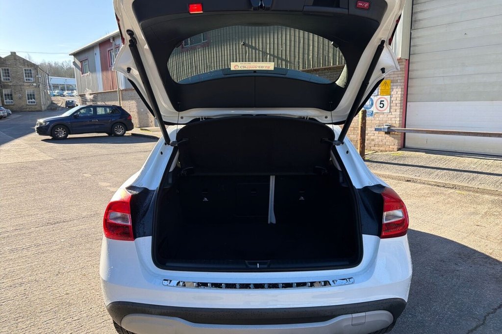 Used Mercedes-Benz GLA 2018 for sale - 77941646: Photo 25