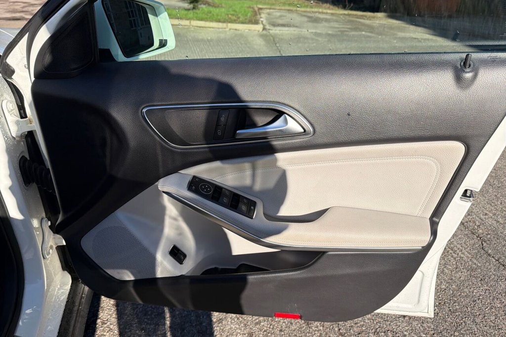 Used Mercedes-Benz GLA 2018 for sale - 77941646: Photo 35