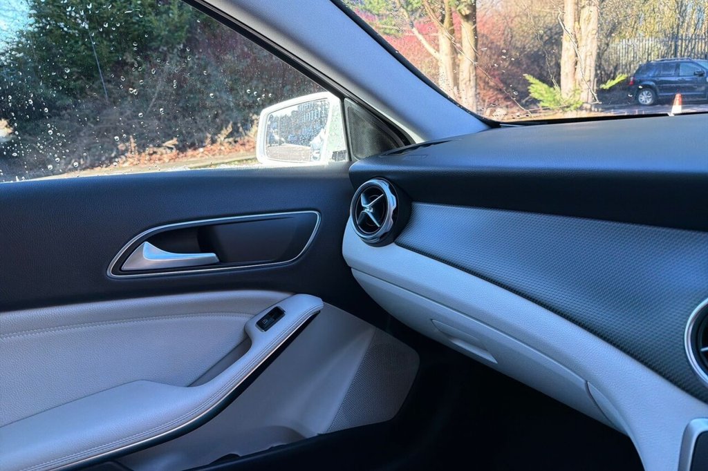 Used Mercedes-Benz GLA 2018 for sale - 77941646: Photo 43