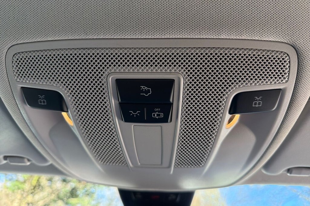 Used Mercedes-Benz GLA 2018 for sale - 77941646: Photo 44