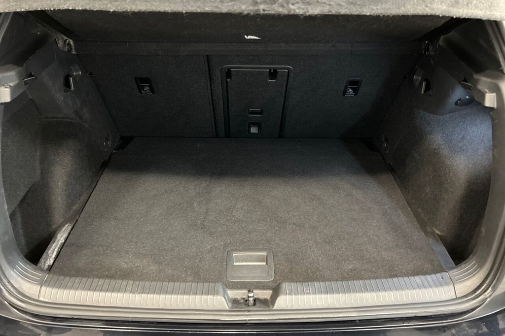 Used Volkswagen Golf 2021 for sale - 77521295: Photo 42