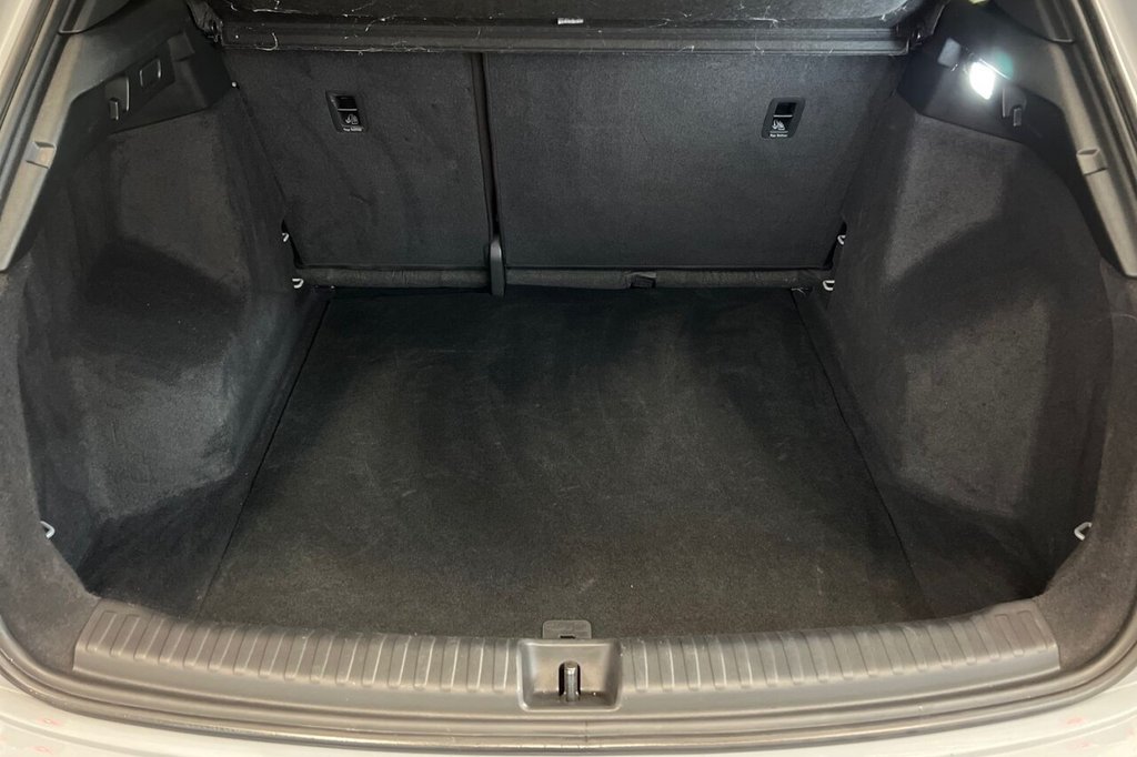 Used Audi Q4 e-tron 2022 for sale - 77280770: Photo 45