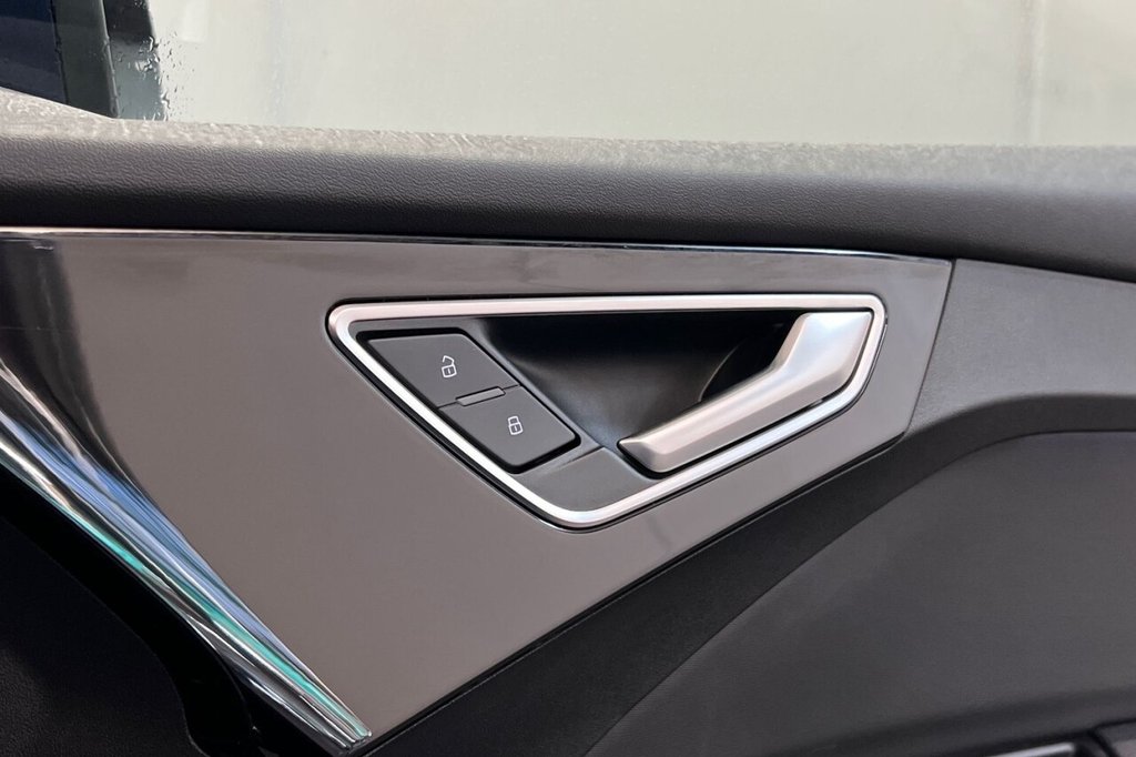 Used Audi Q4 e-tron 2023 for sale - 77463890: Photo 41