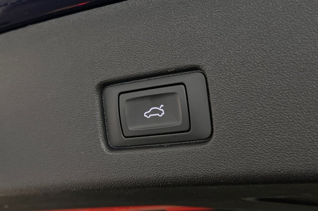 Used Audi Q4 e-tron 2023 for sale - 77463890: Photo 45