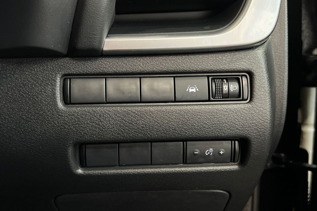 Used Nissan Qashqai 2023 for sale - 77835023: Photo 35