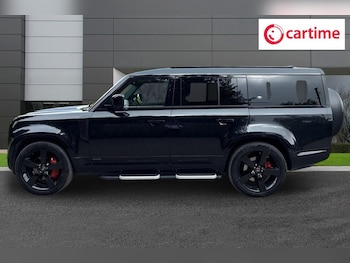 Used Land Rover Defender 130 2023 for sale - 79221713: Photo