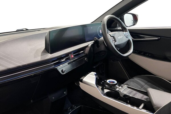 Used Kia EV6 2022 for sale - 76303824: Photo 11