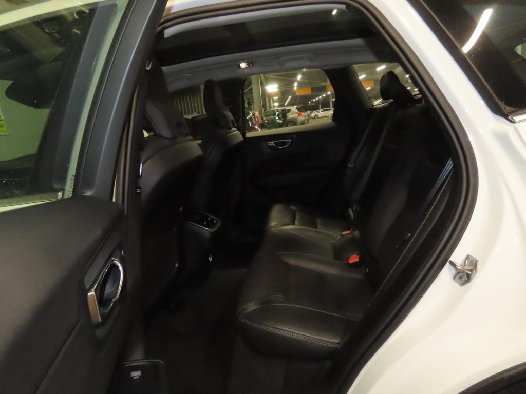 Used Volvo XC60 2020 for sale - 78088408: Photo 5