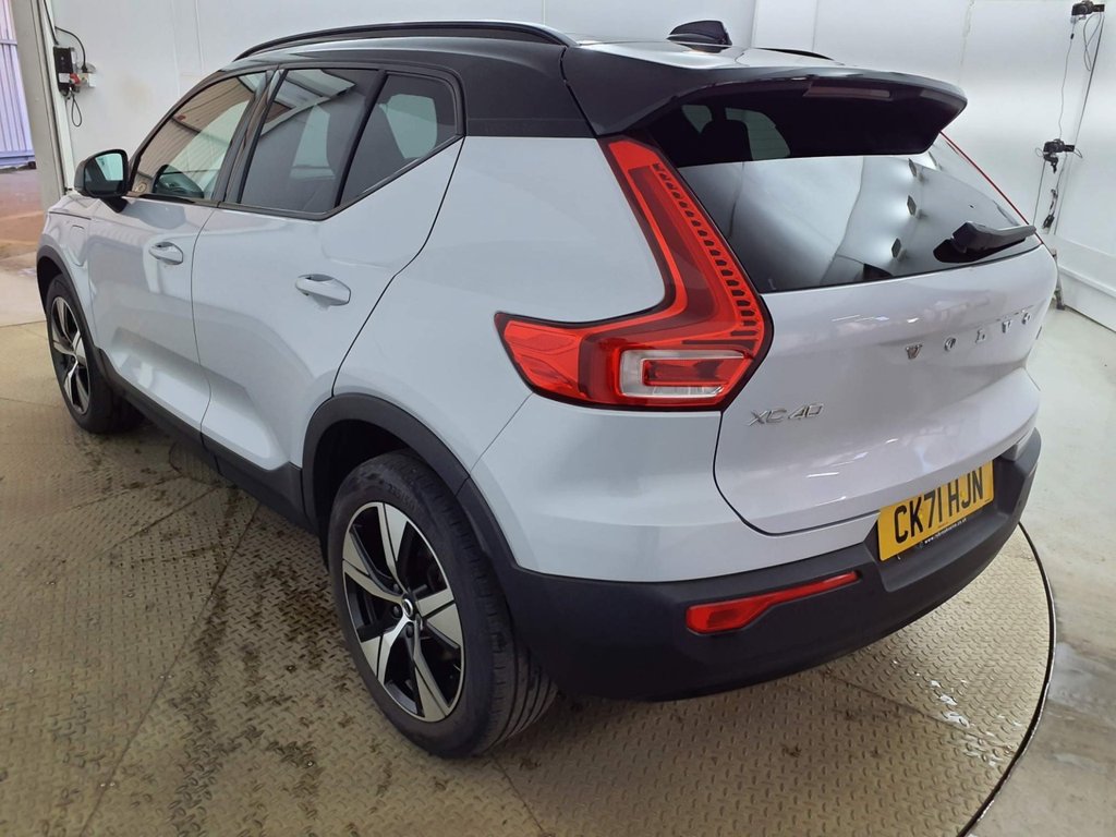 Used Volvo XC40 2021 for sale - 77880222: Photo 3