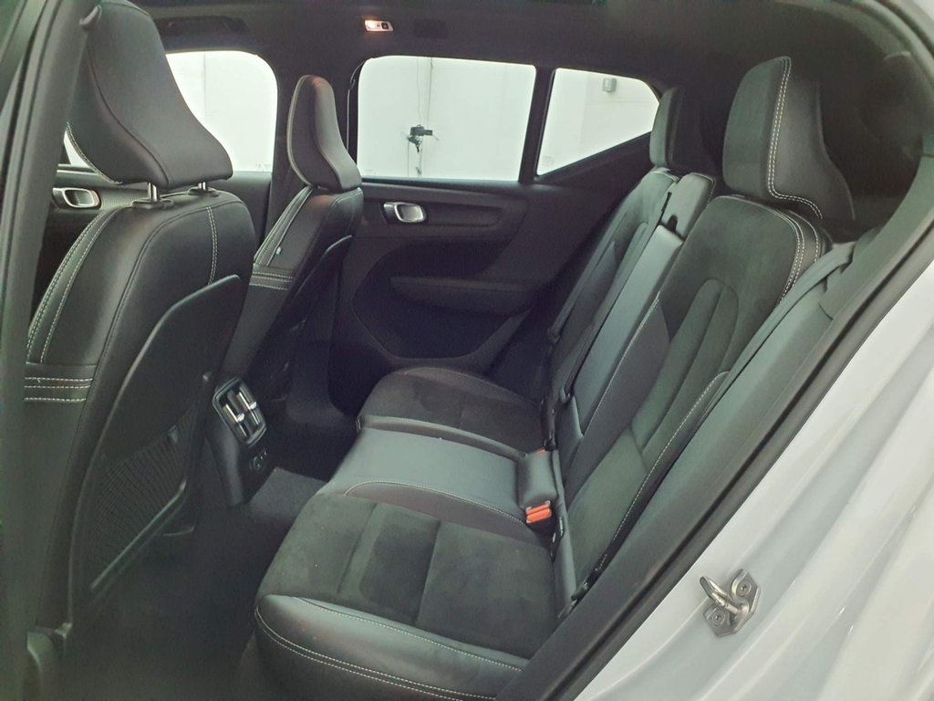 Used Volvo XC40 2021 for sale - 77880222: Photo 7