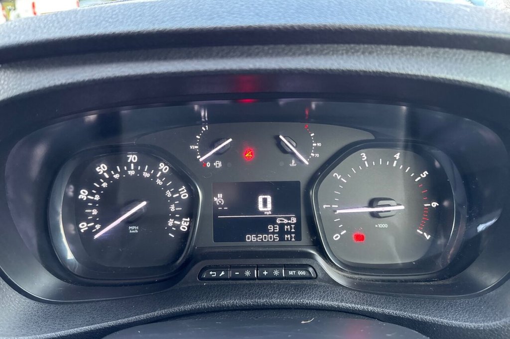 Used Peugeot Traveller 2021 for sale - 76509619: Photo 15