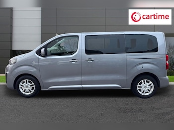 Used Peugeot Traveller 2021 for sale - 76509619: Photo